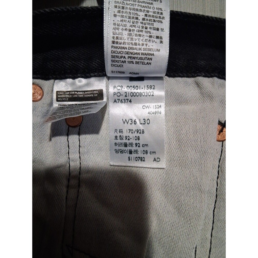 Levi's 501 Jeans Mens 36x30 Black Button Fly Straight Leg Denim Black Patch - Picture 4 of 6